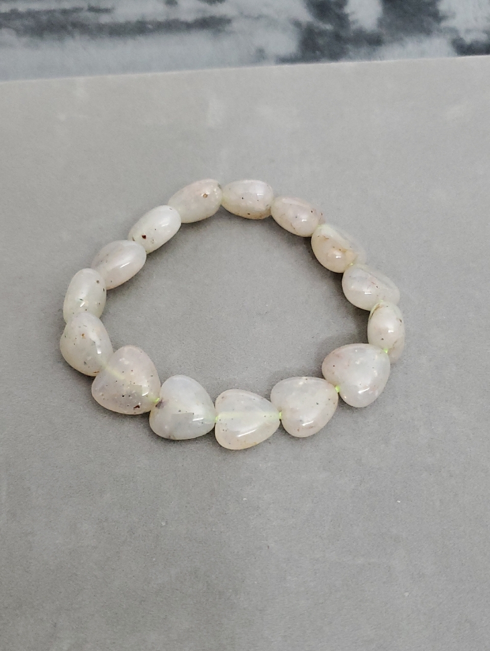 Heart Bead Stretch Bracelet in Soft White - Unbranded